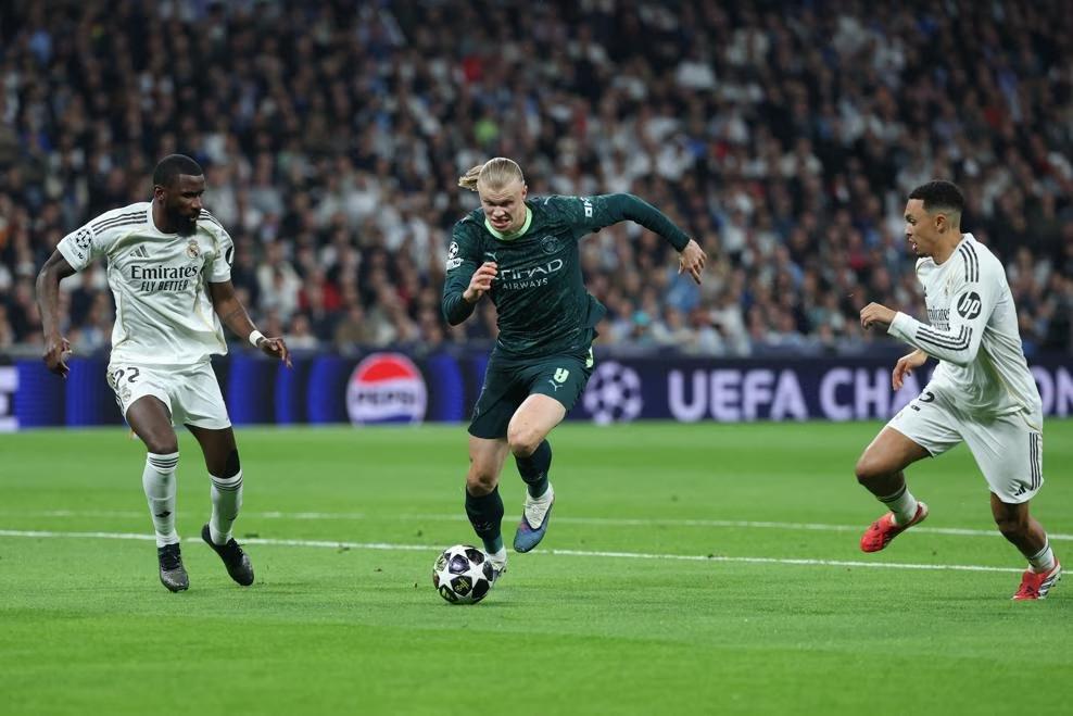 开云在线观看-2平4负，英超六队在欧冠1/8决赛首回合无一取胜